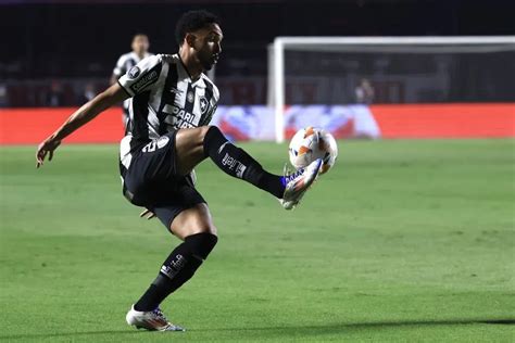 sambafoot news|Vitinho seals return to Botafogo in multi.